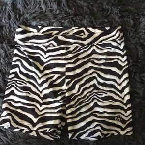 NWOT Justice girls shorts❤️